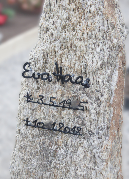 Grabschrift_geschmiedet_nach_persoenlicher_Handschrift