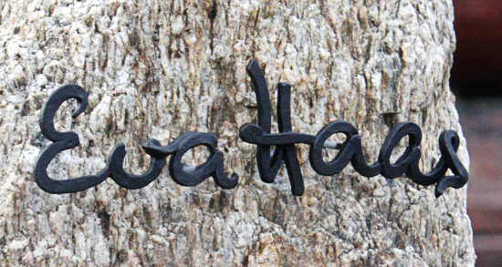 Grabschrift_geschmiedet_nach_persoenlicher_Handschrift