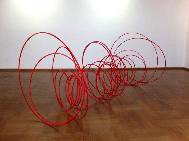 rote spirale stahlplastik sabine straub